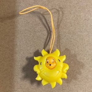 Disney Peek-a-Pooh Sun Charm